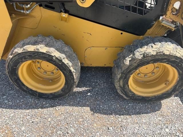 CAT 232D Lastikler