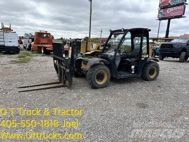 CAT TH255C Teleskopik yükleyiciler