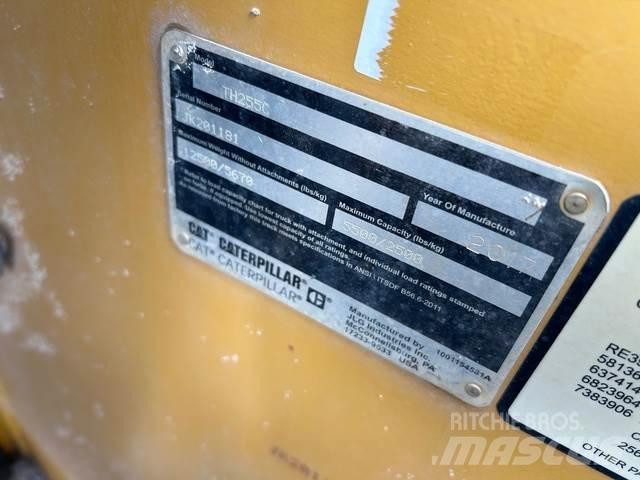 CAT TH255C Teleskopik yükleyiciler