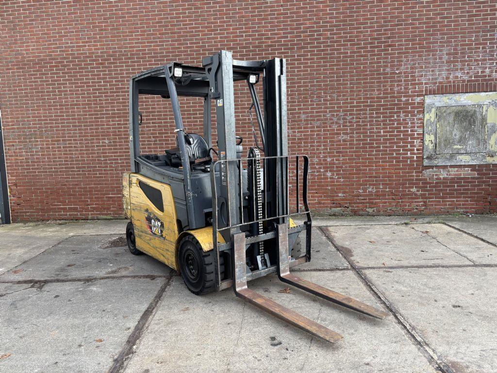 CAT 2EP5000 Elektrikli forkliftler