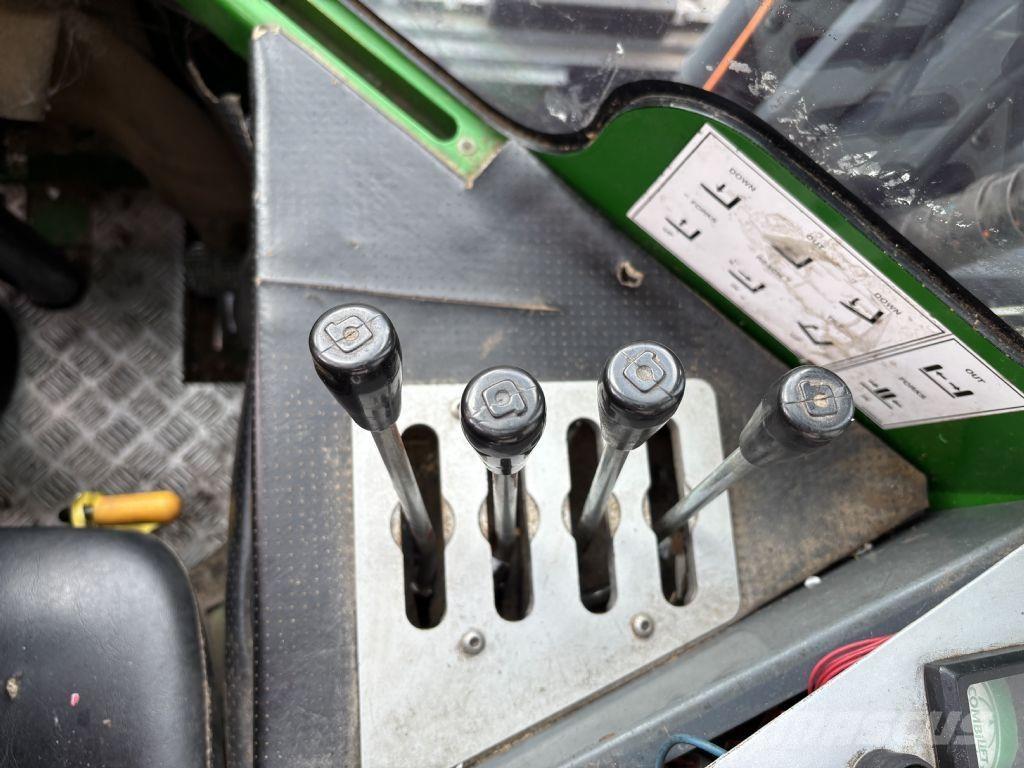 Combilift C5000E Sideloader - dört yönlü forkliftler