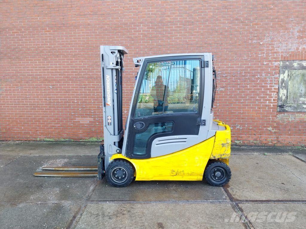Jungheinrich EFG 320 Elektrikli forkliftler