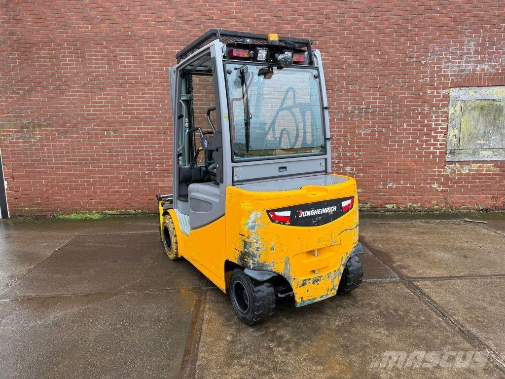 Jungheinrich EFG S30 Elektrikli forkliftler