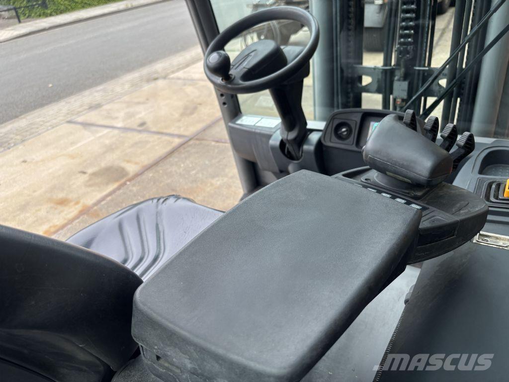 Jungheinrich EFG S30 Elektrikli forkliftler