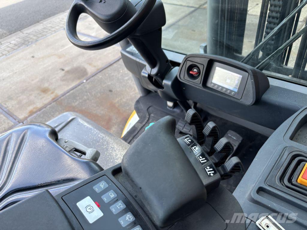 Jungheinrich EFG535K Elektrikli forkliftler