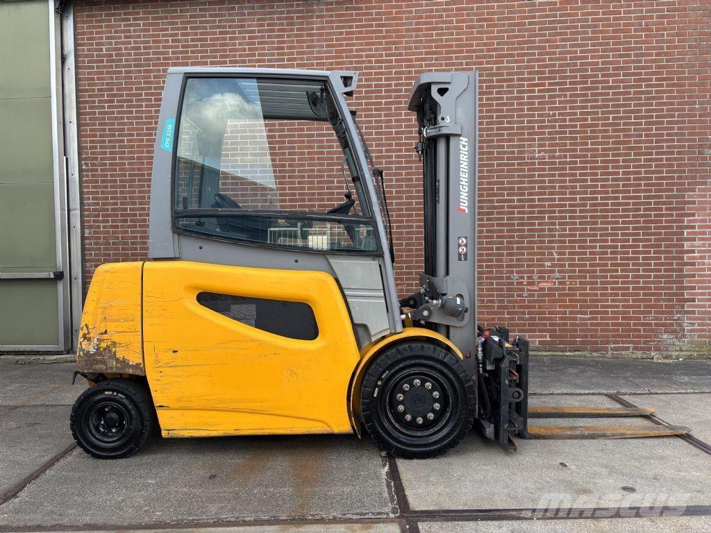 Jungheinrich EFG535K Elektrikli forkliftler