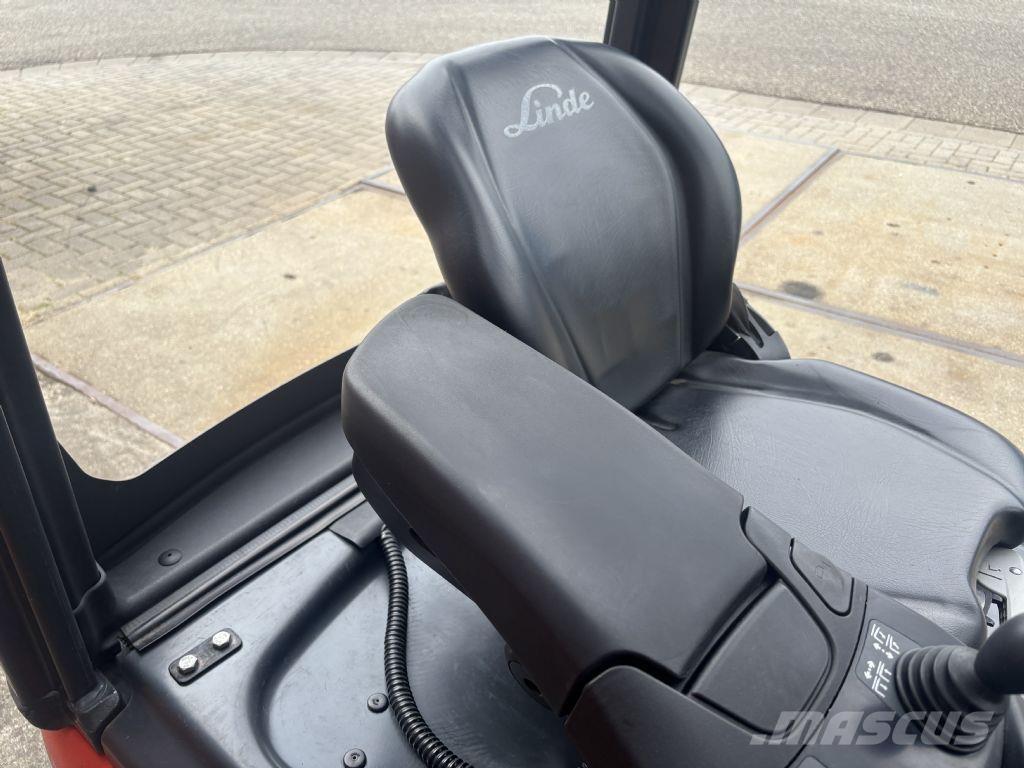 Linde E15-02 Elektrikli forkliftler