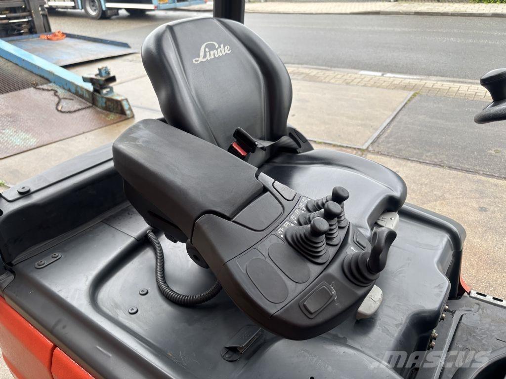 Linde E18-02 Elektrikli forkliftler