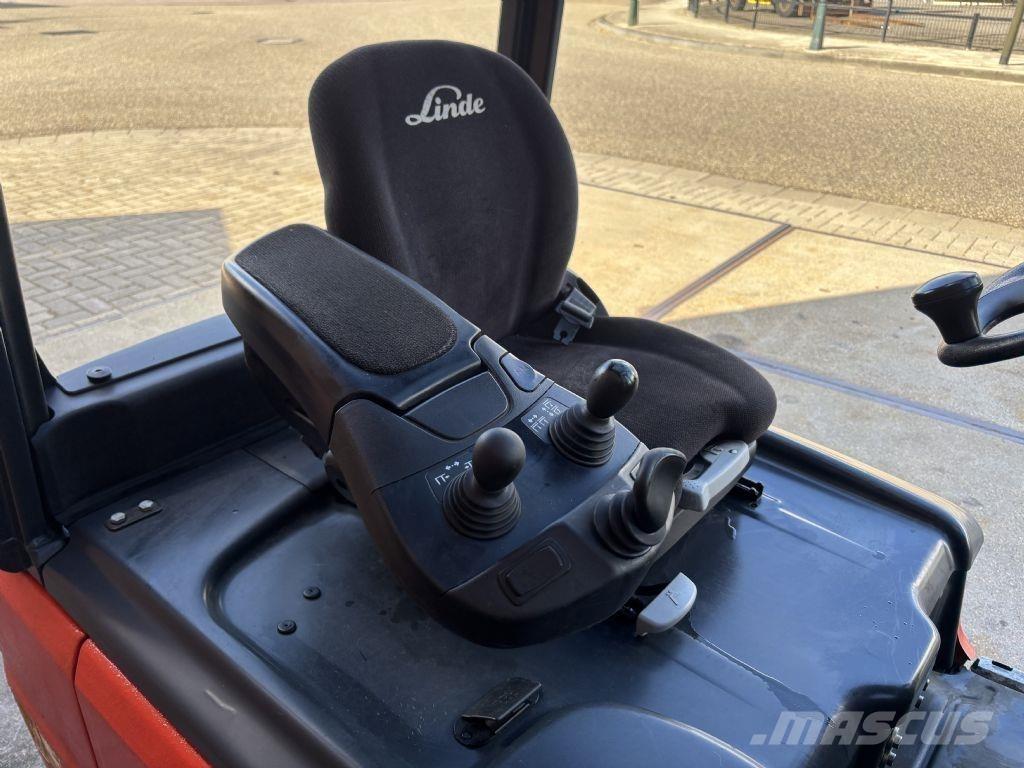 Linde E18L-02 Elektrikli forkliftler