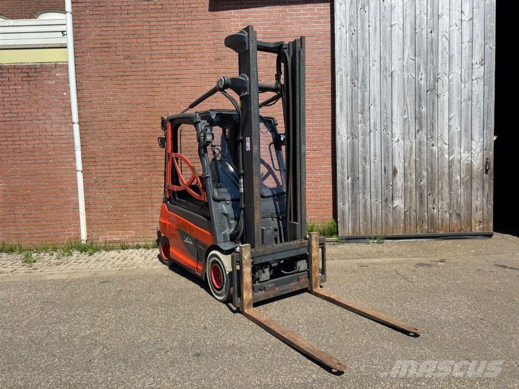 Linde E30-01 Elektrikli forkliftler
