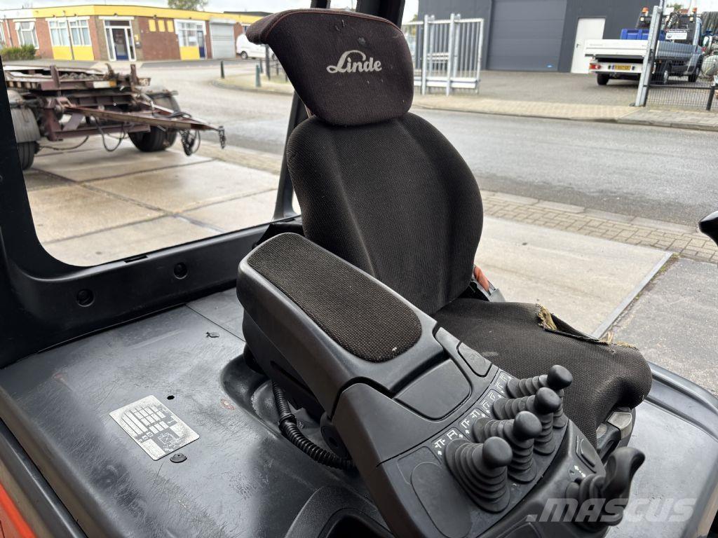 Linde E30L-01 Elektrikli forkliftler