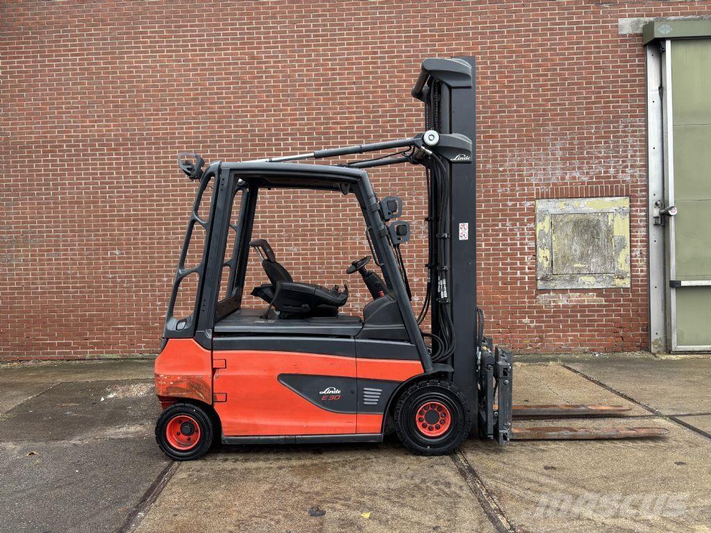 Linde E30L-01 Elektrikli forkliftler