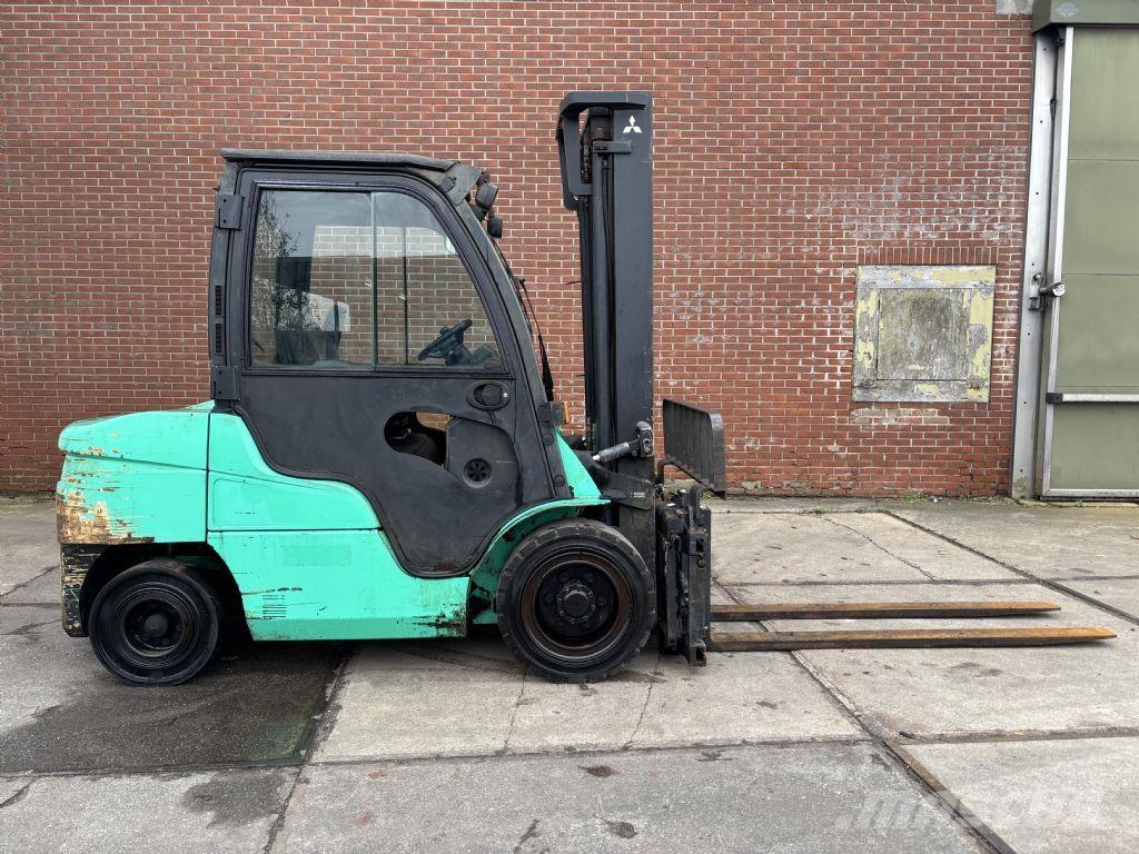 Mitsubishi FD35N Dizel forkliftler