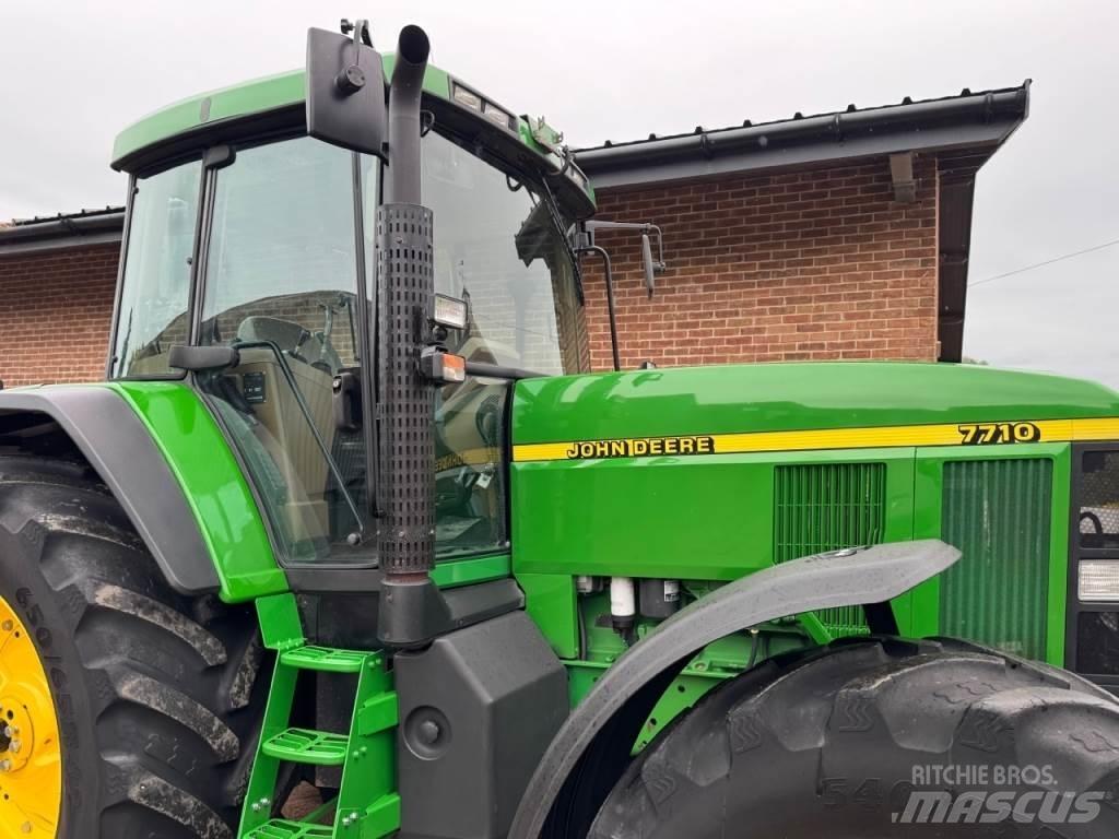 John Deere 7710 Traktörler