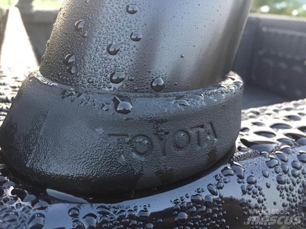 Toyota 718 Diger traktör aksesuarlari