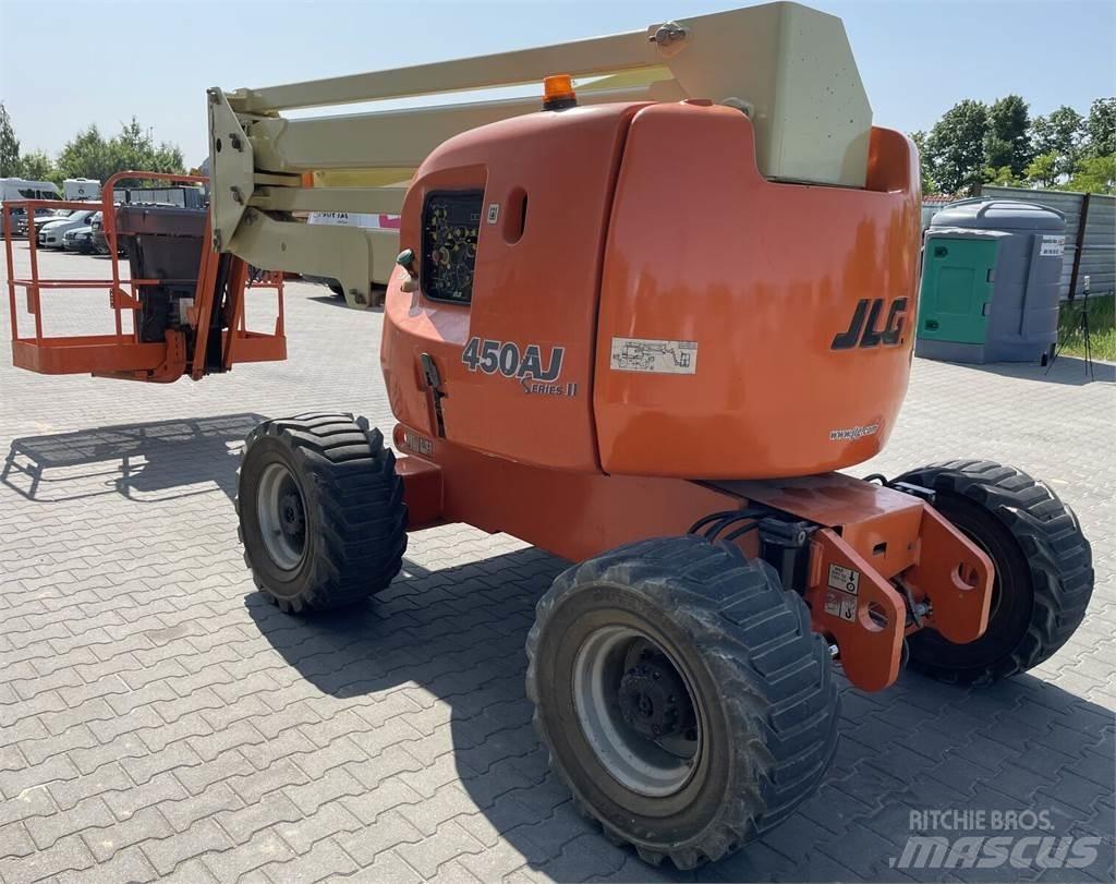 JLG  Körüklü personel platformları