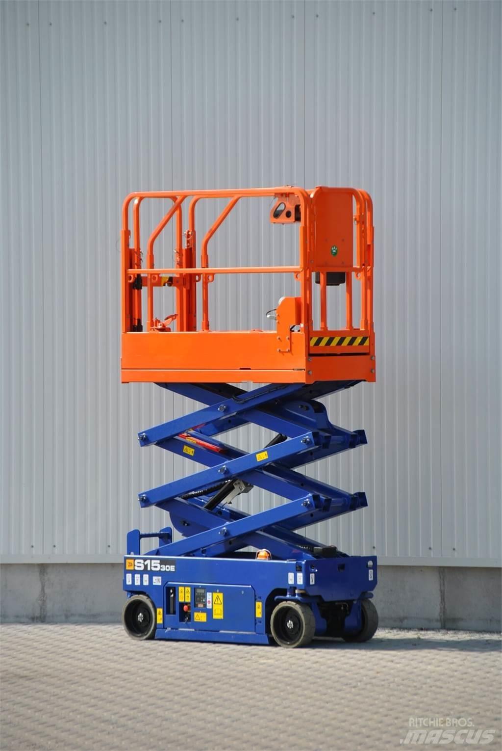 JCB S1530E Makasli platformlar