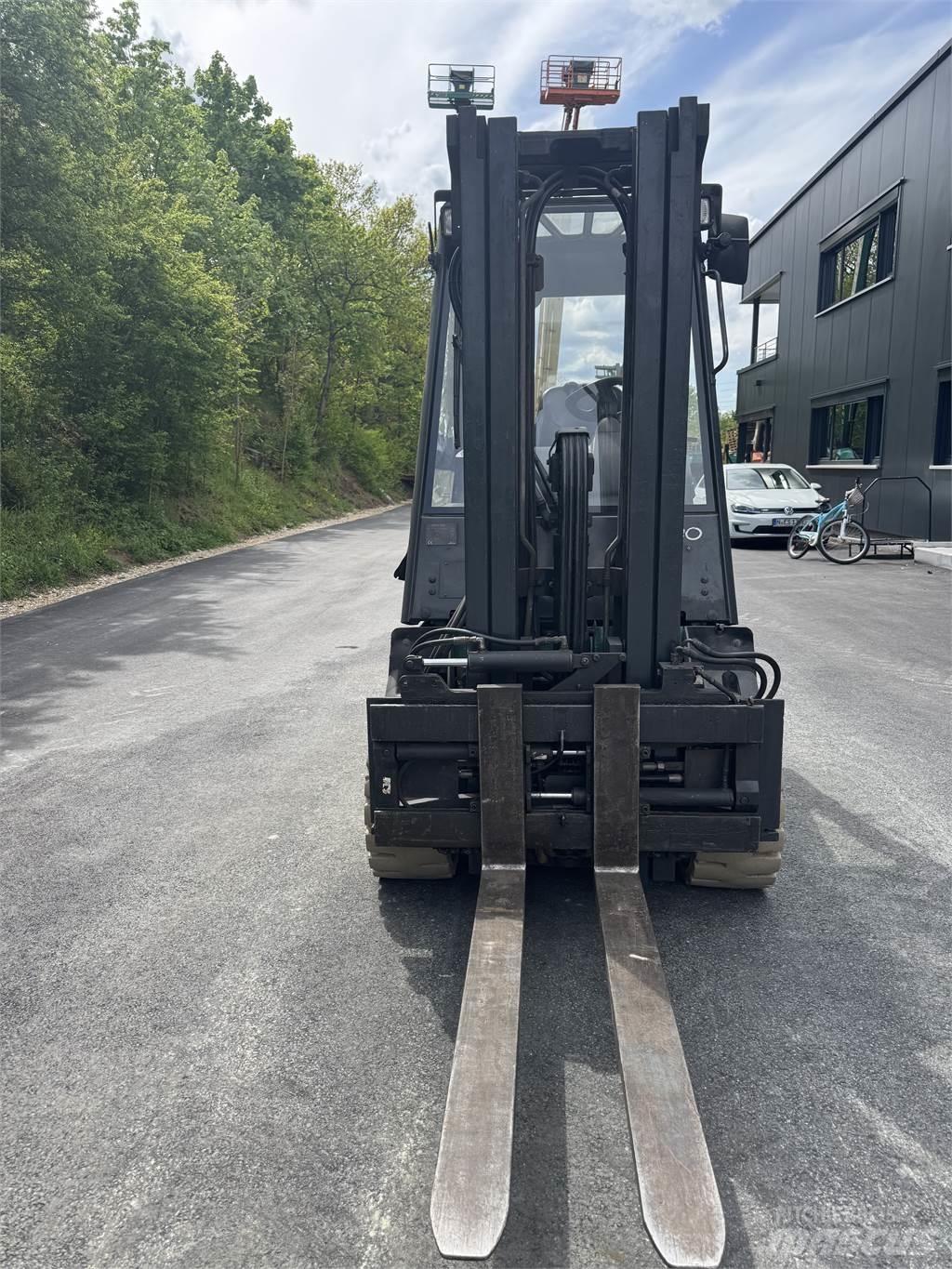 Linde E30 Diger