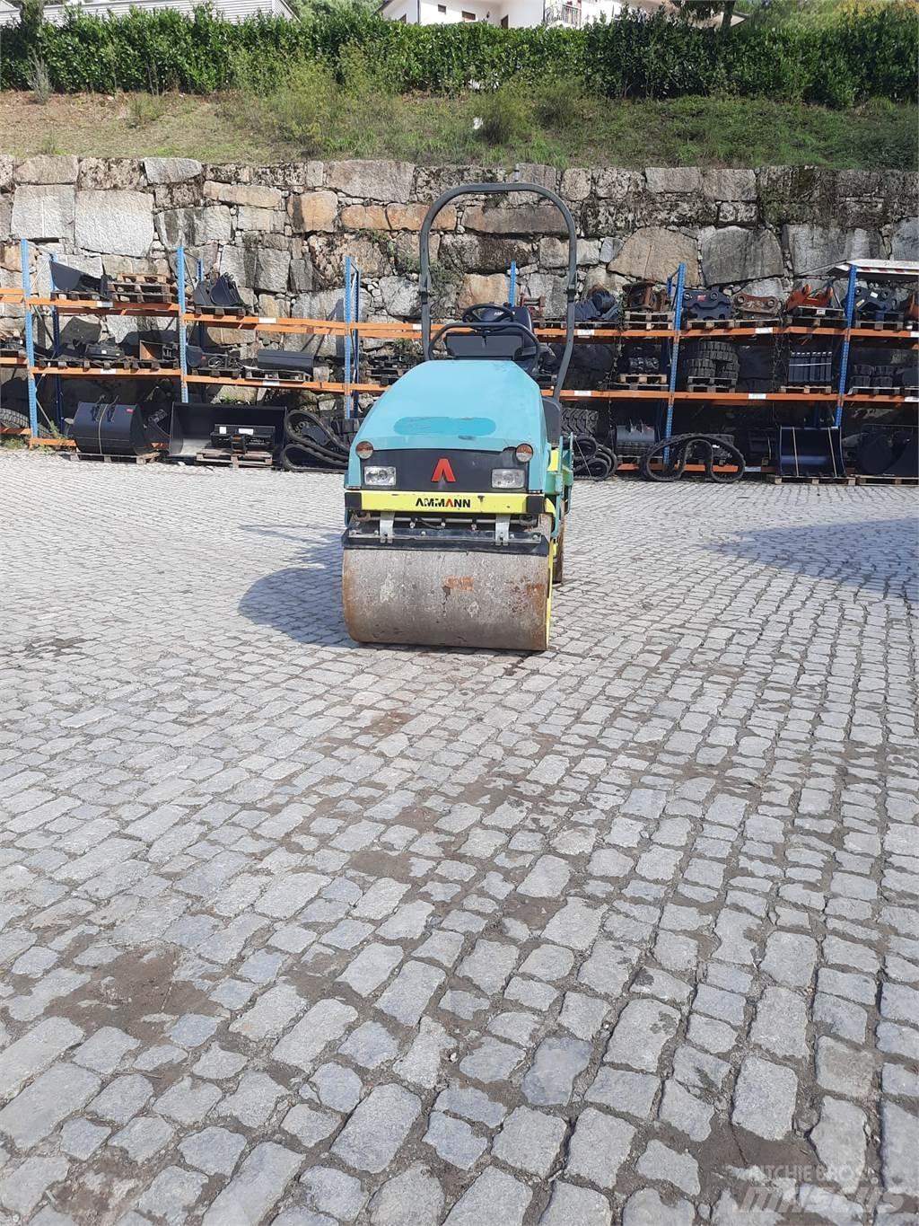 Ammann ARX23 Çift tamburlu silindirler