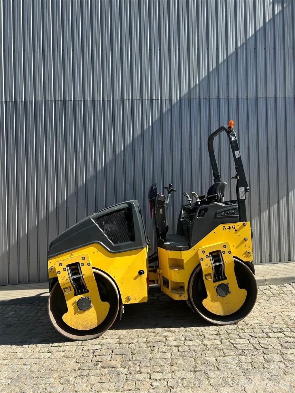 Bomag BW138AD-5 Çift tamburlu silindirler