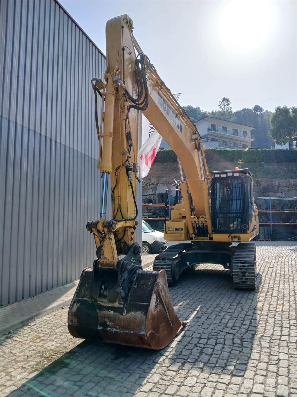 Komatsu PC210NLC-11 Paletli ekskavatörler