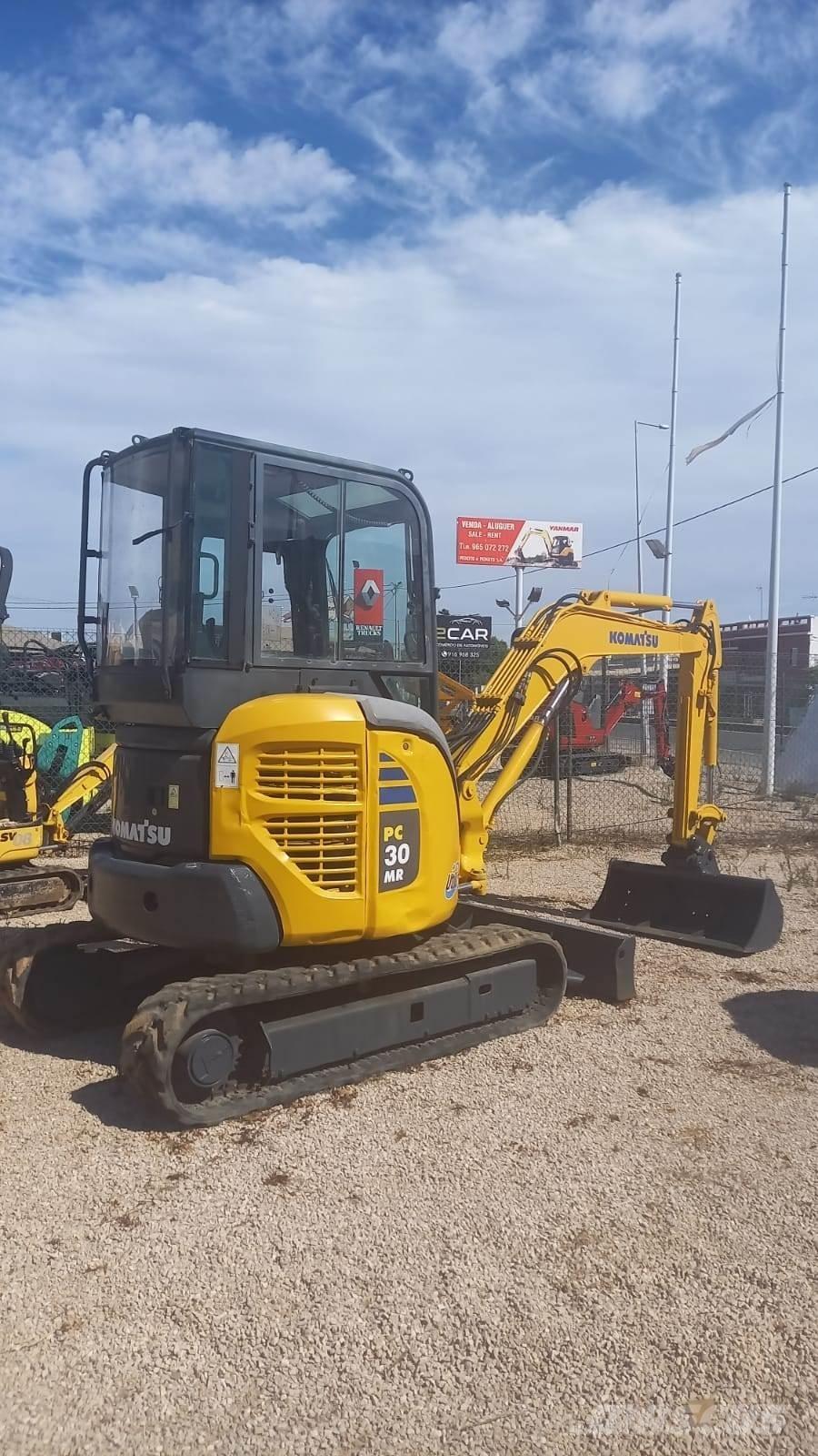 Komatsu PC30MR-2 Mini ekskavatörler, 7 tona dek