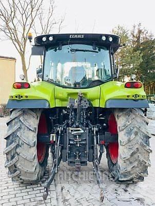 CLAAS ARION 520 Traktörler