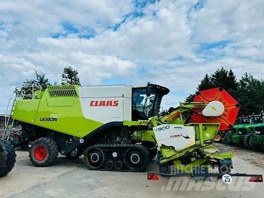 CLAAS LEXION 750 Biçerdöverler
