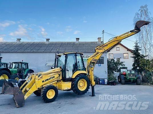 Komatsu WB 93R Paletli ekskavatörler