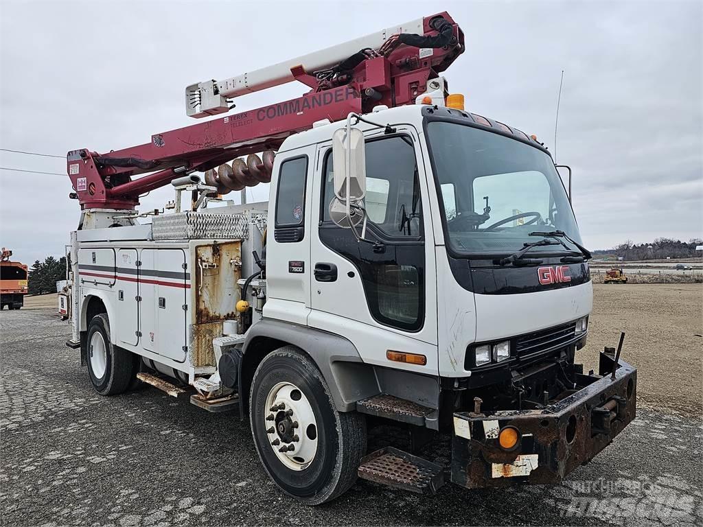 GMC T7500 Gezer sondaj kamyonları