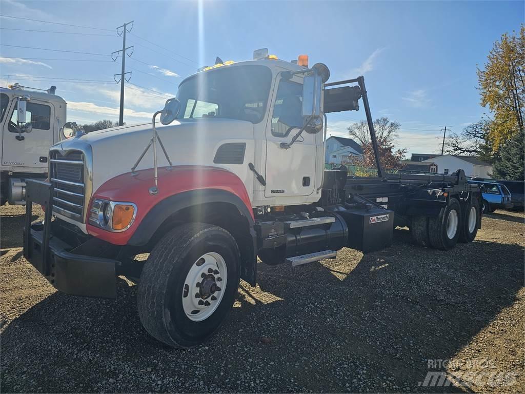 Mack CV713 Diger kamyonlar