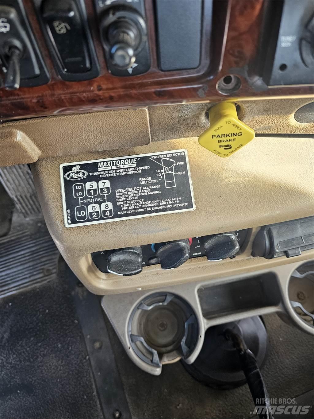 Mack Granite Diger kamyonlar