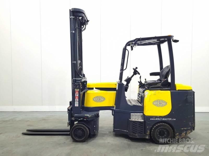 Aisle-Master 15SE Dar koridor forklifti