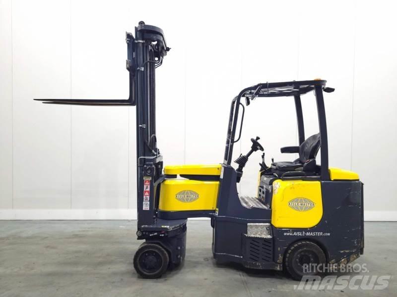Aisle-Master 15SE Dar koridor forklifti