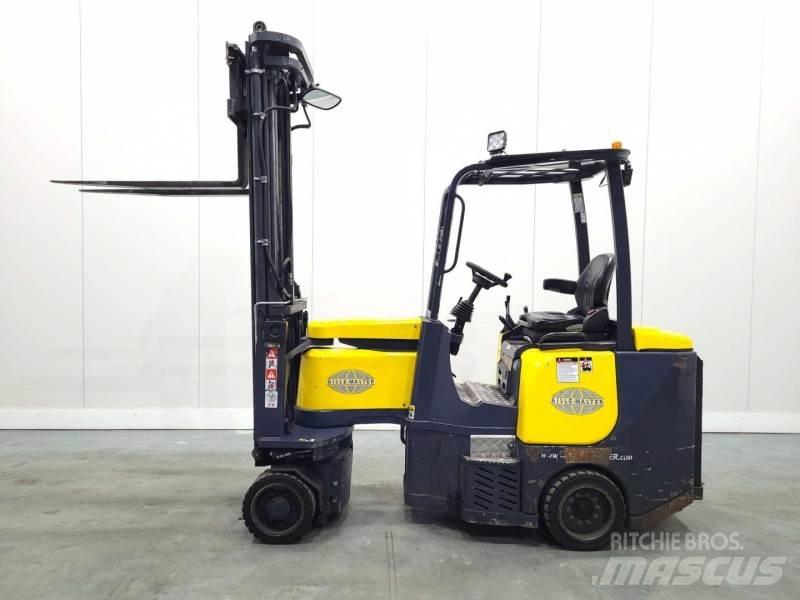 Aisle-Master 15SE Dar koridor forklifti