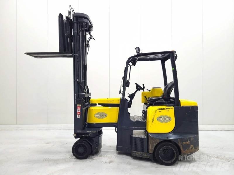 Aisle-Master 20SE Dar koridor forklifti