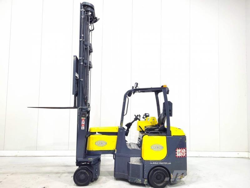 Aisle-Master 20SHE Dar koridor forklifti