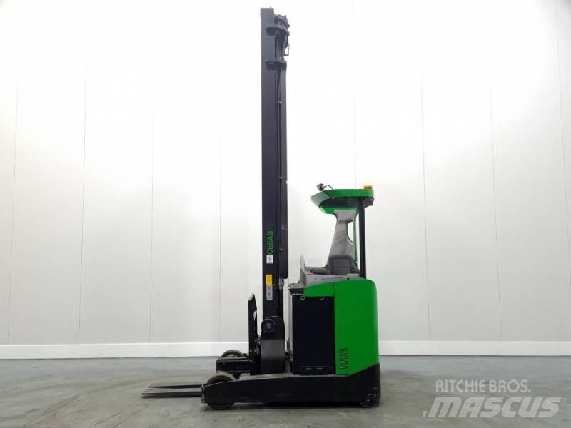 BT R318 Reach truck - depo içi istif araçları