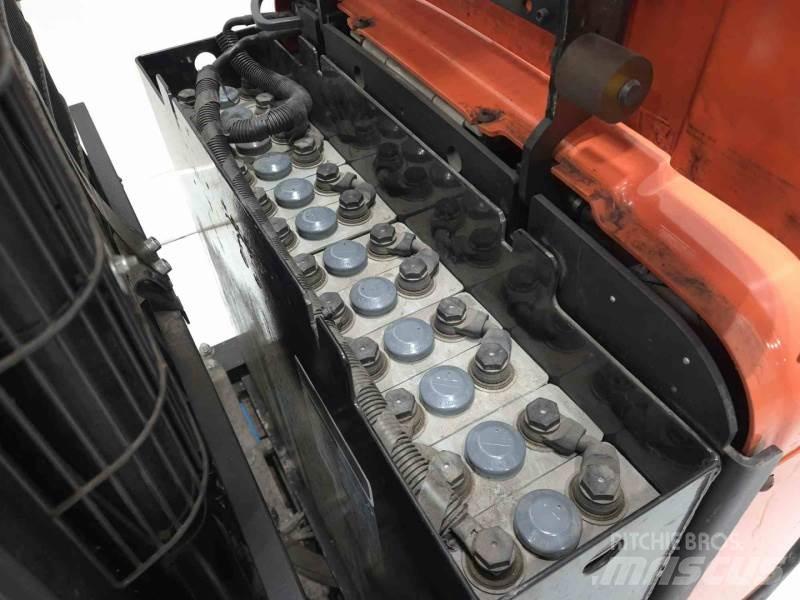 BT SPE135S Yaya kumandali istif makinasi