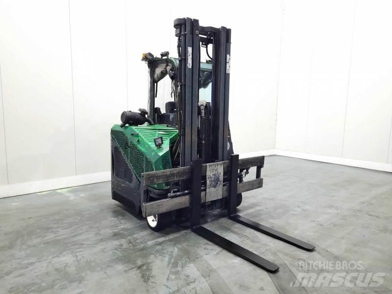 Combilift C3000 CB 4 yönlü reach truck