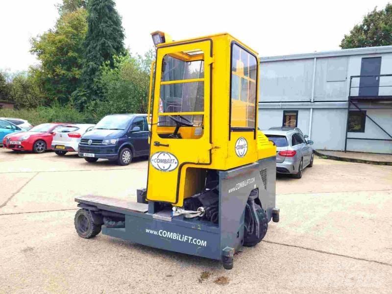 Combilift C3000 GAS 4 yönlü reach truck