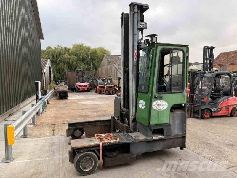 Combilift C4000 4 yönlü reach truck