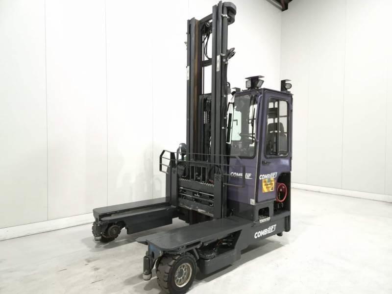 Combilift C4000 4 yönlü reach truck
