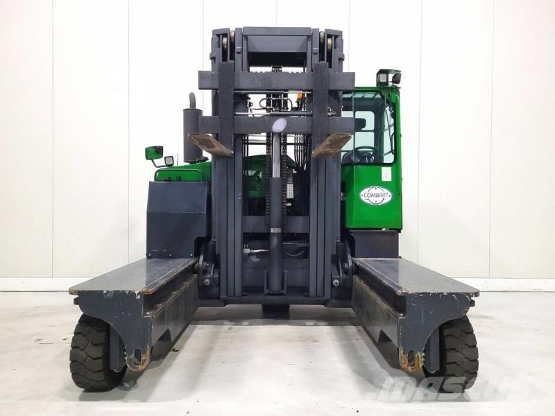 Combilift C8000 GAS 4 yönlü reach truck