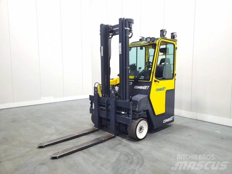 Combilift CB4000 4 yönlü reach truck