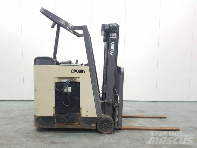 Crown RC3020 Diger