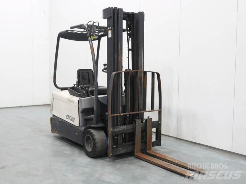Crown SC3018 Diger