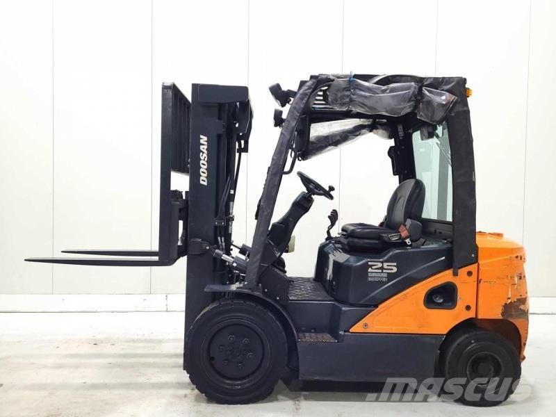 Doosan D25S-7 Dizel forkliftler