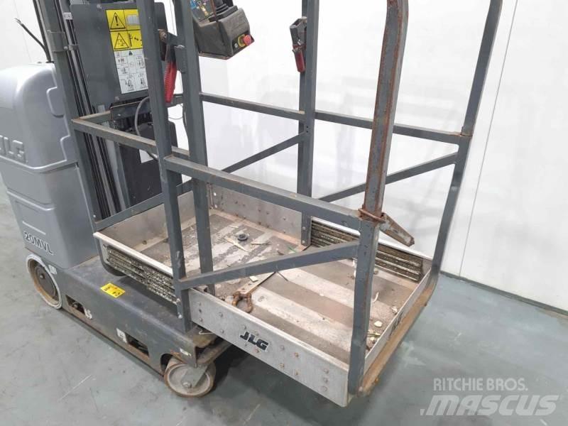 JLG 20MVL Makasli platformlar