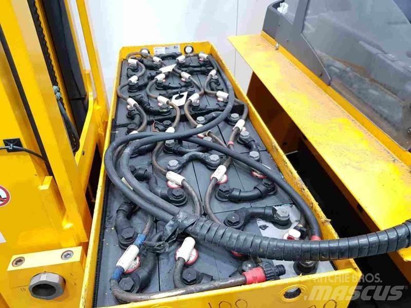 Jungheinrich ETV320 Reach truck - depo içi istif araçları